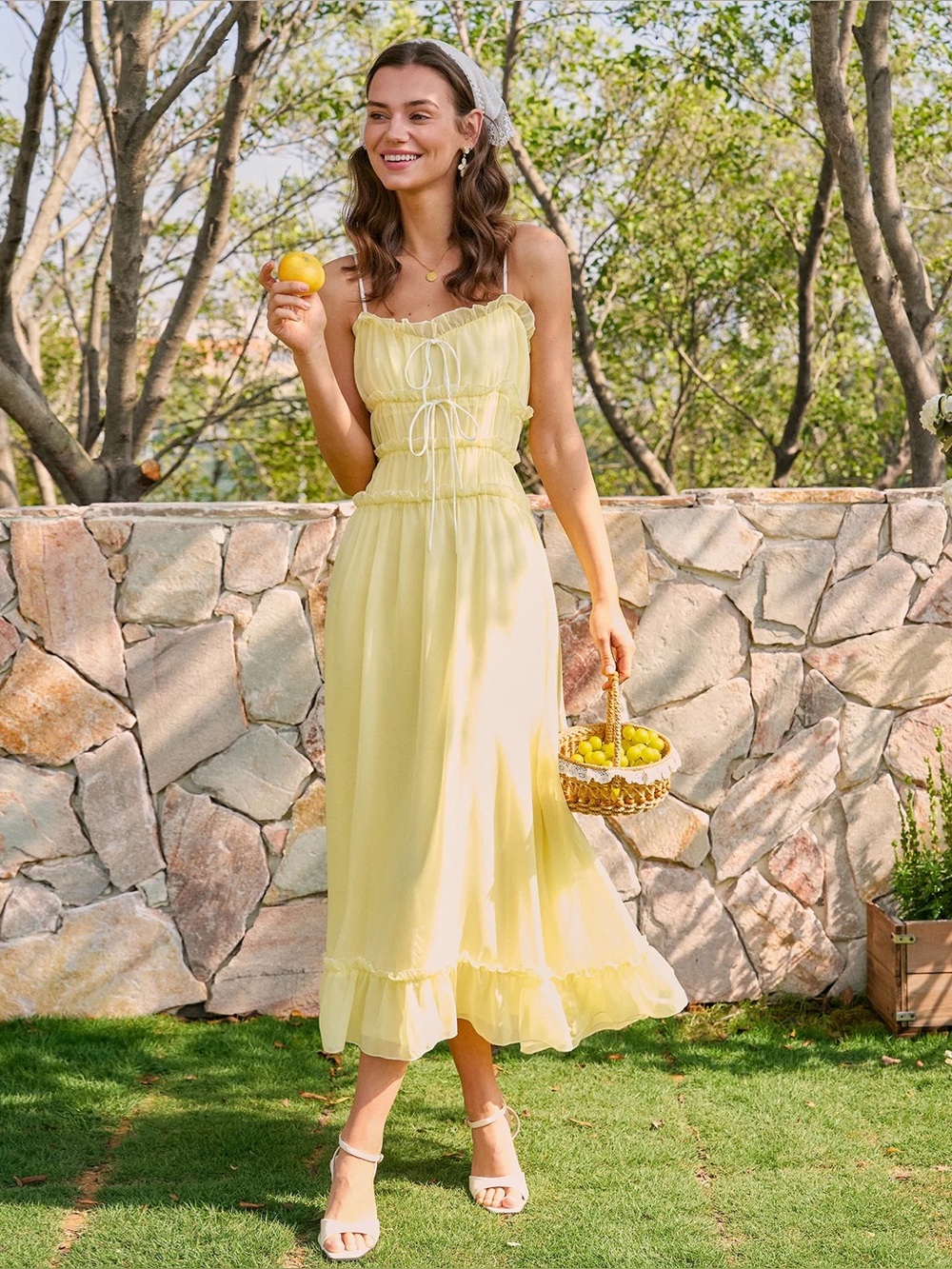 Rihoas Yellow Sweetheart Neck Ruffle Midi Dress